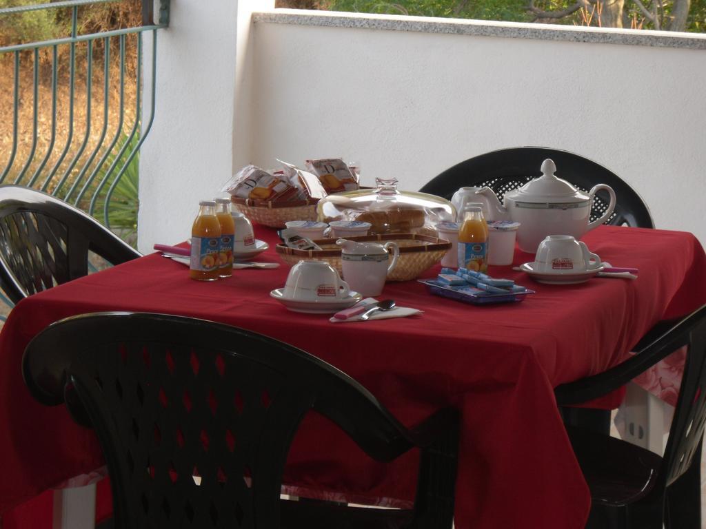 B&B Sa Funtana Cardedu Buitenkant foto